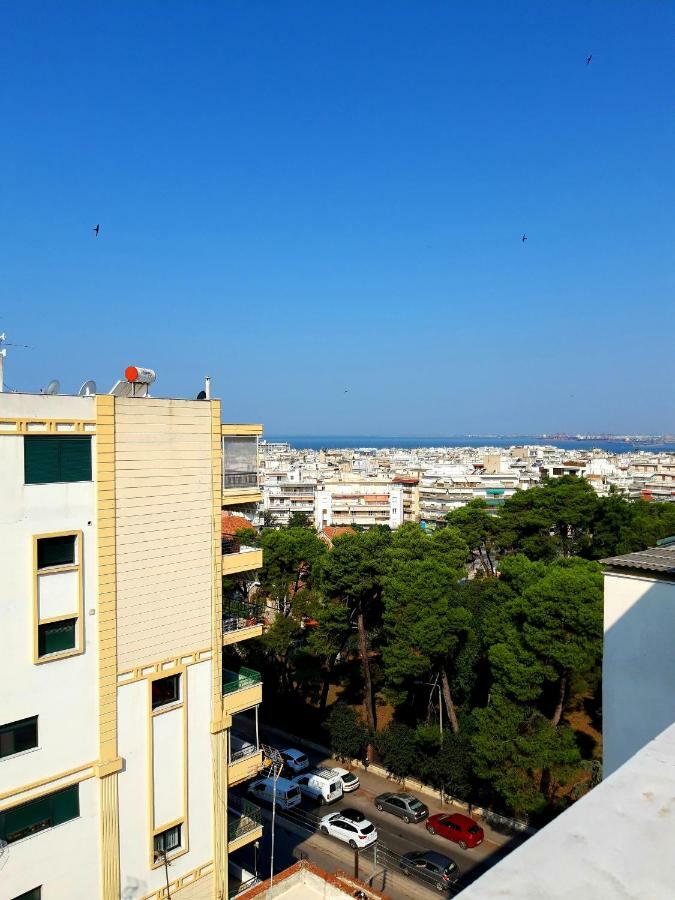 Smurfs' House Thessaloniki Exterior foto